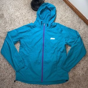 ASICS Packable Lightweight Windbreaker Jacket
